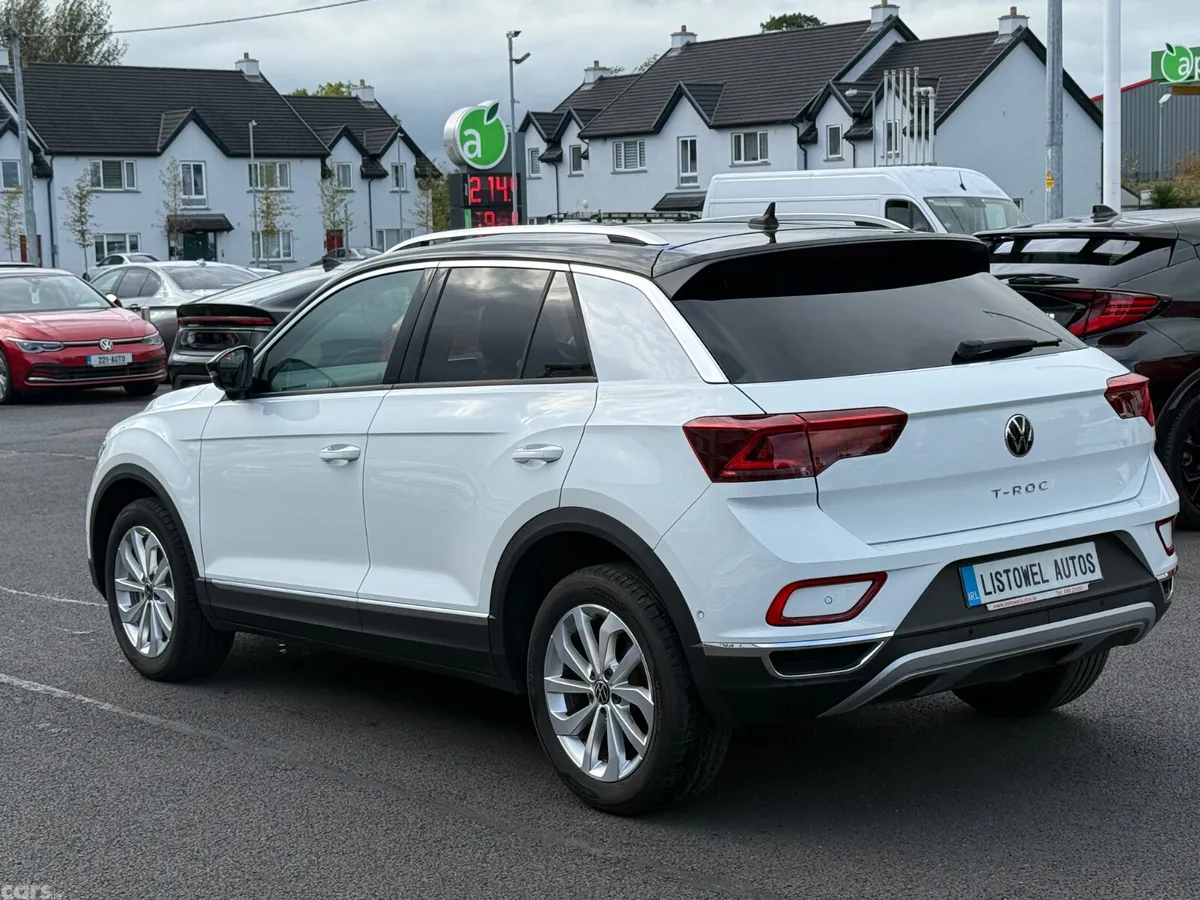 Volkswagen T-Roc SUV, Petrol, 2023, White