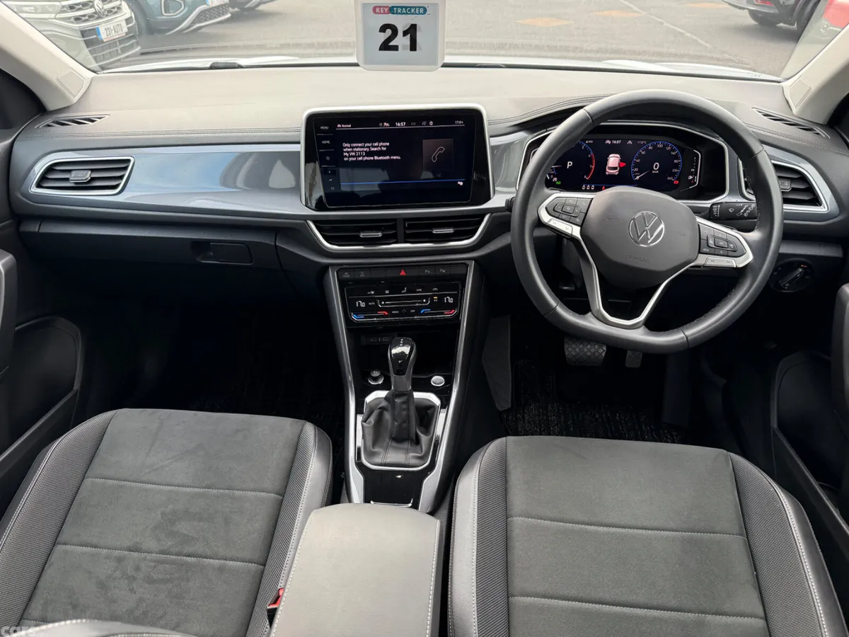 Volkswagen T-Roc SUV, Petrol, 2023, White