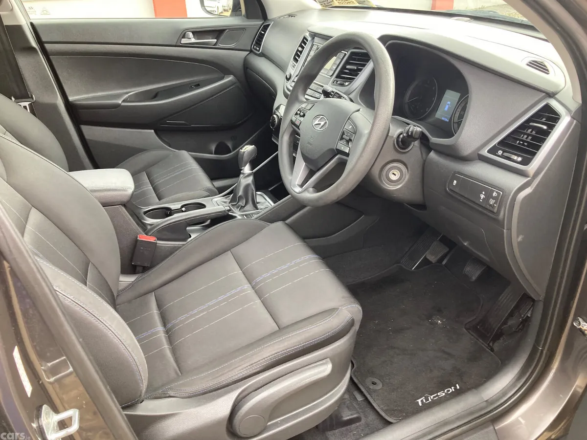 Hyundai Tucson SUV, Diesel, 2016, Grey