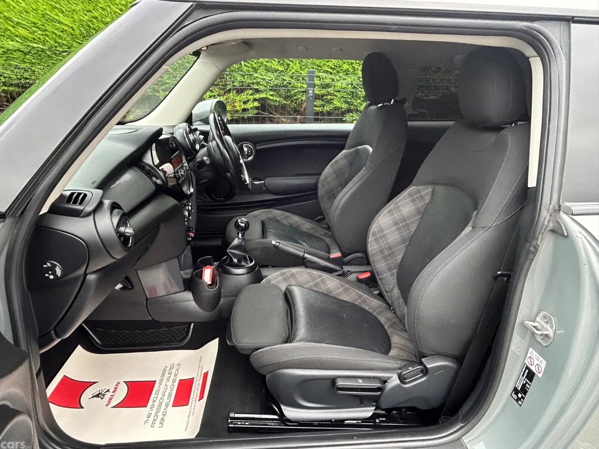 Mini Cooper Hatchback, Petrol, 2018, Grey