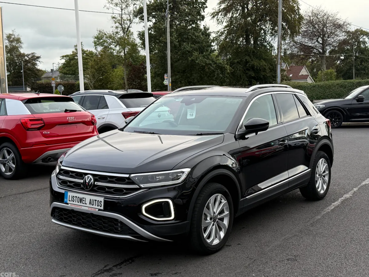 Volkswagen T-Roc SUV, Diesel, 2023, Black
