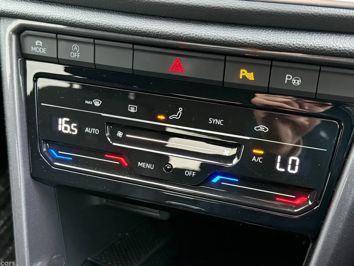 Volkswagen T-Roc SUV, Diesel, 2023, Black