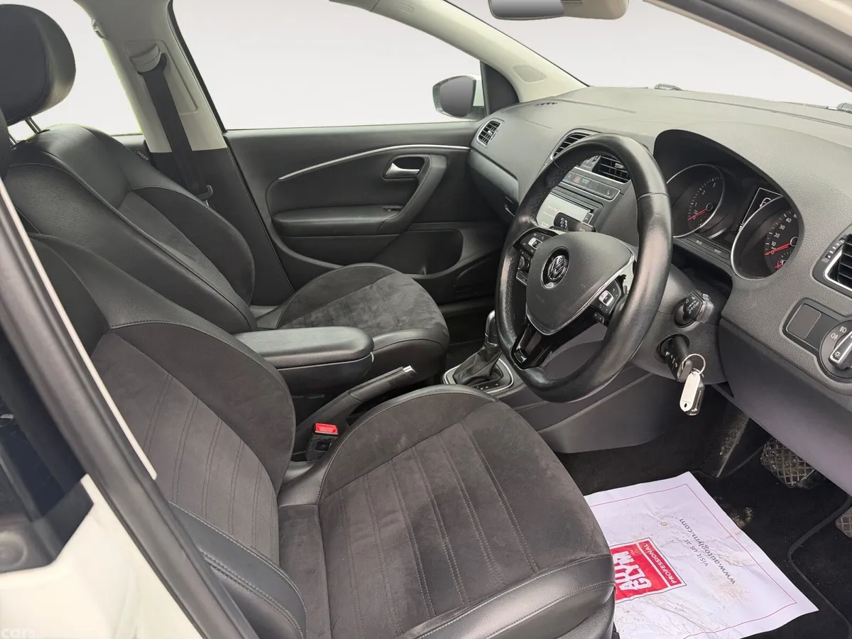 Volkswagen Polo Hatchback, Petrol, 2017, White
