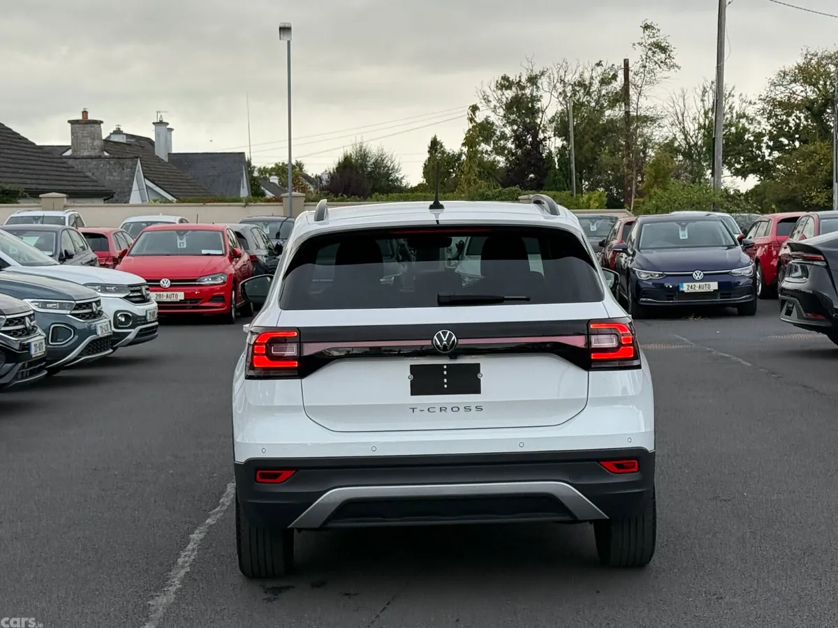 Volkswagen T-Cross MPV, Petrol, 2023, White