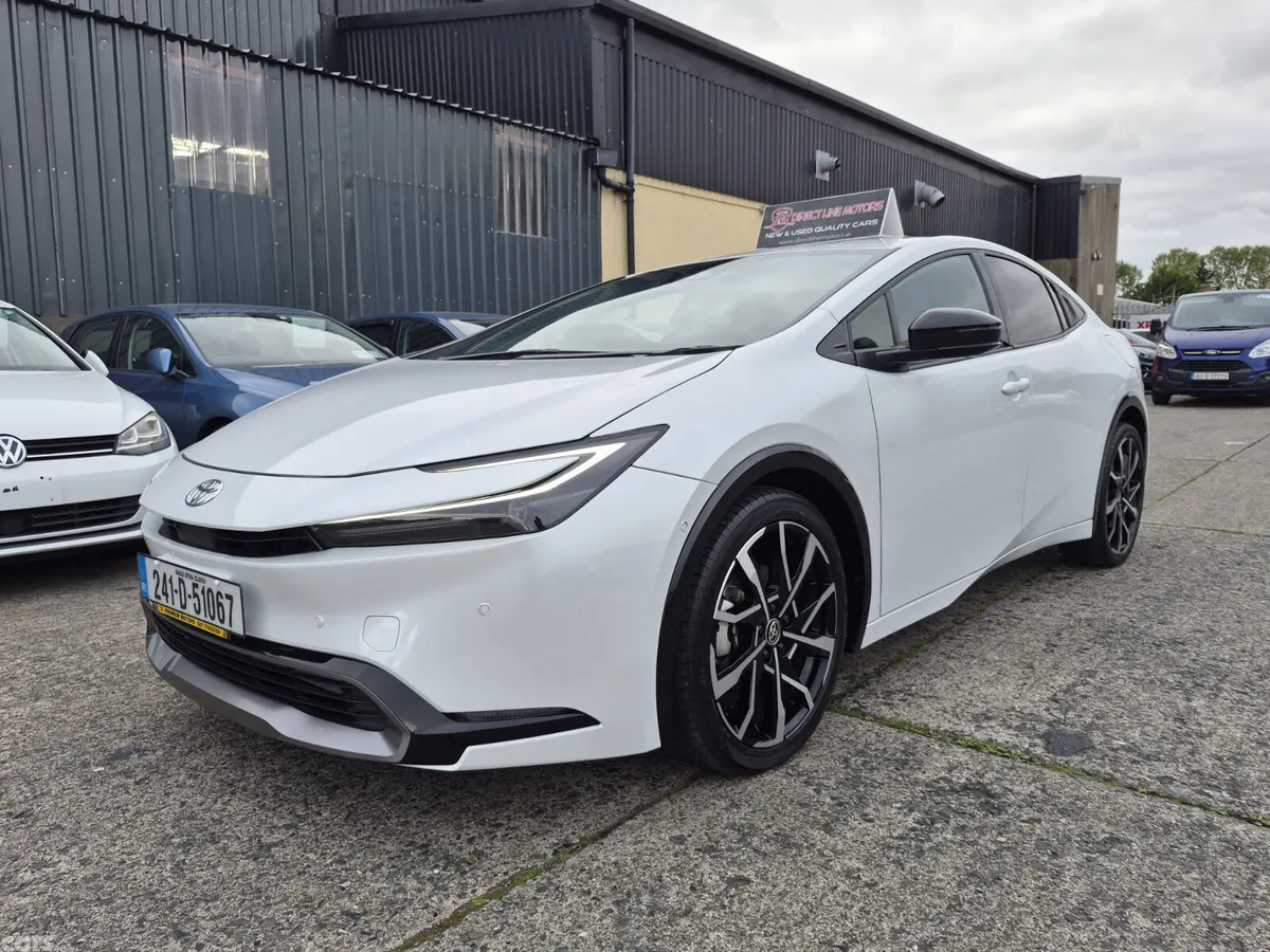 Toyota Prius Hatchback, Petrol Hybrid, 2024, White