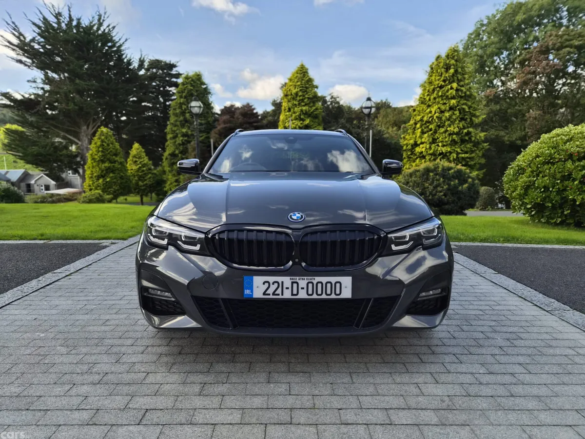 BMW 3-Series Estate, Petrol Plug-in Hybrid, 2022, Grey
