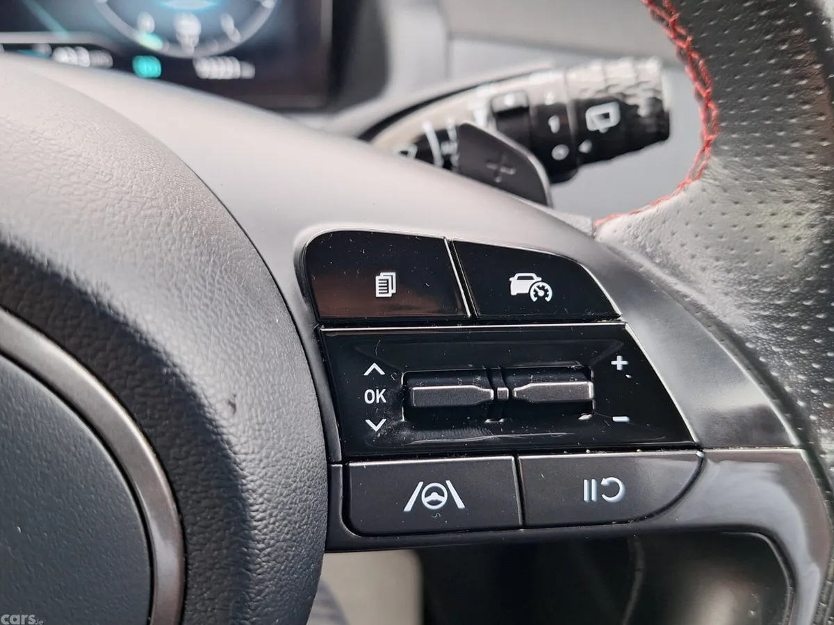 Hyundai Tucson SUV, Petrol Plug-in Hybrid, 2023, Black