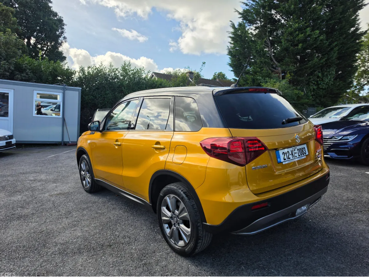 Suzuki Vitara SUV, Petrol Hybrid, 2021, Gold