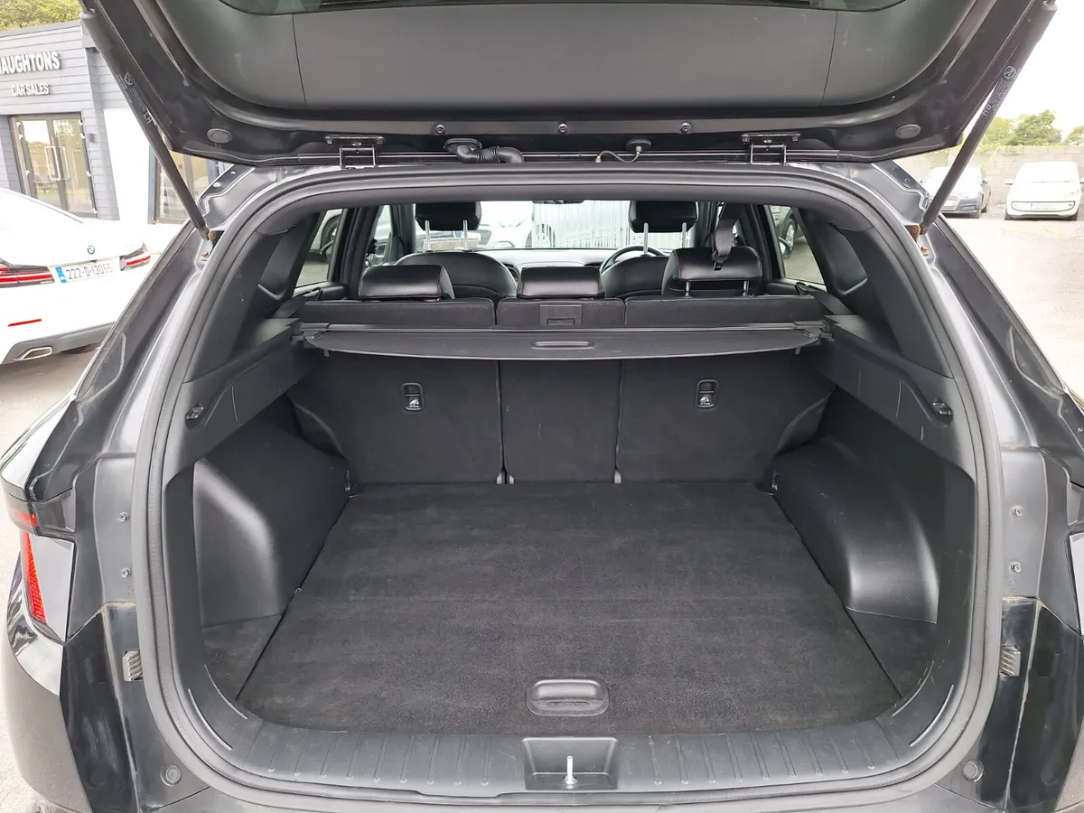 Hyundai Tucson SUV, Petrol Plug-in Hybrid, 2023, Black