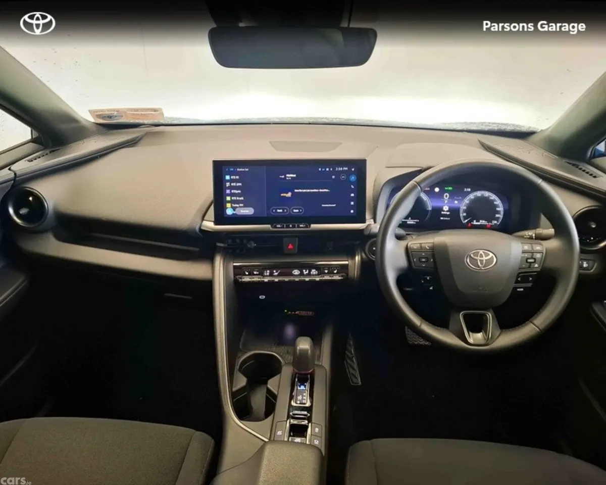 Toyota C-HR SUV, Petrol Hybrid, 2024, Blue