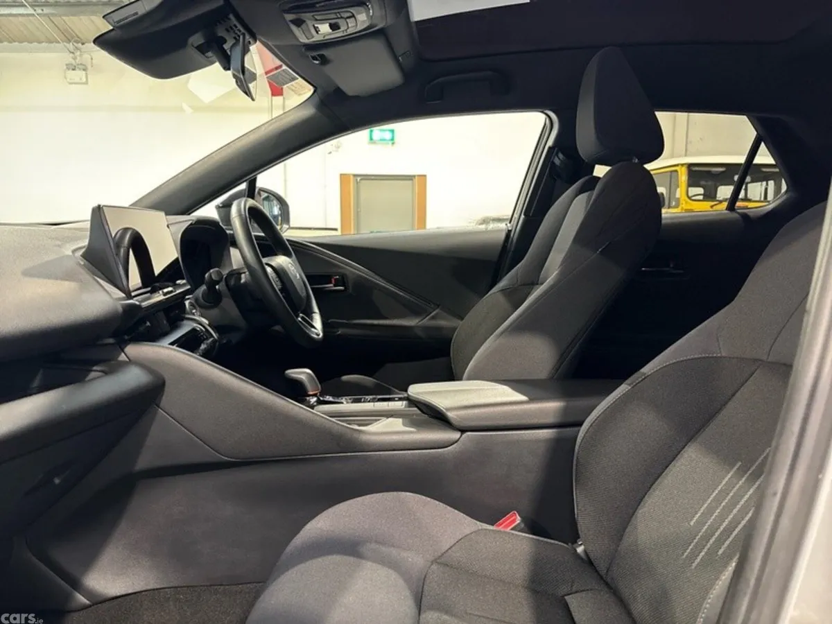 Toyota C-HR Hatchback, Petrol Plug-in Hybrid, 2025, Silver