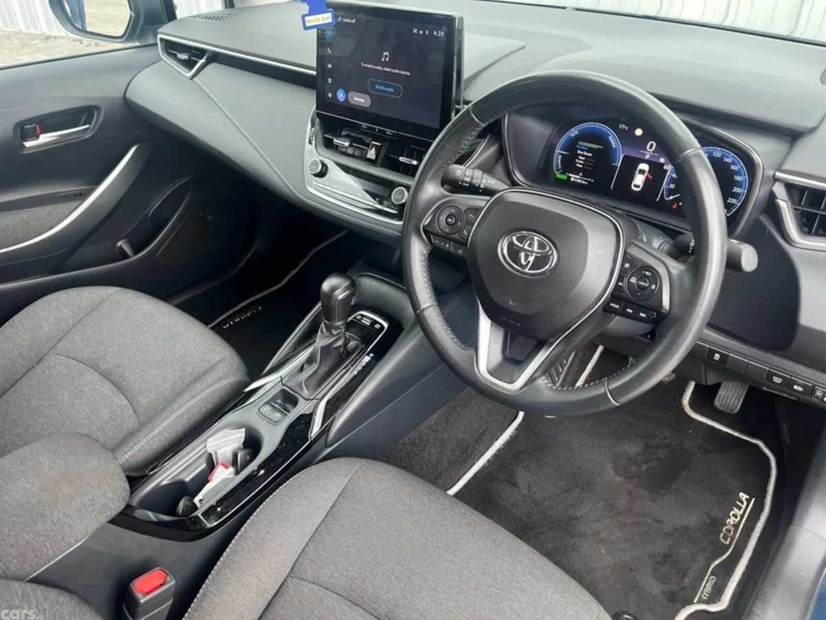 Toyota Corolla Saloon, Petrol Hybrid, 2024, Blue