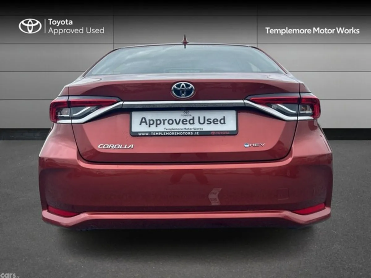 Toyota Corolla Saloon, Petrol Hybrid, 2025, Brown