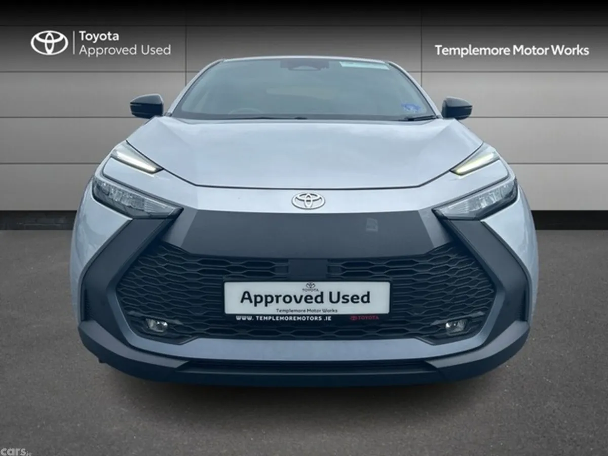 Toyota C-HR SUV, Petrol Hybrid, 2023, Silver