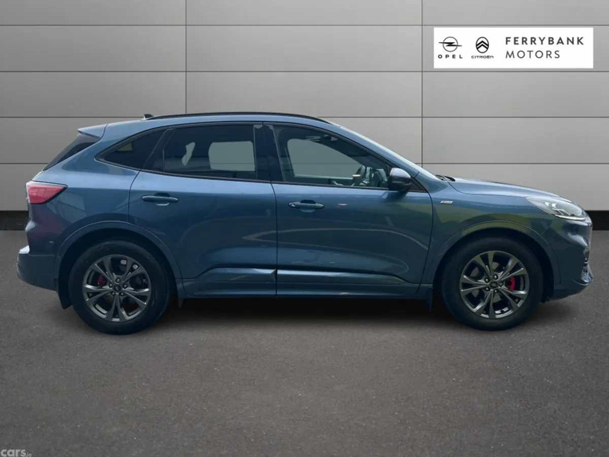 Ford Kuga MPV, Diesel, 2023, Blue
