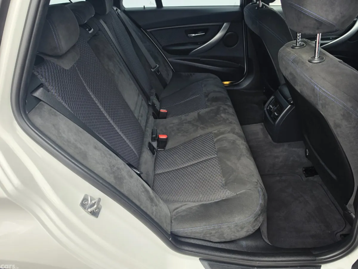 BMW 3-Series Saloon, Diesel, 2013, White