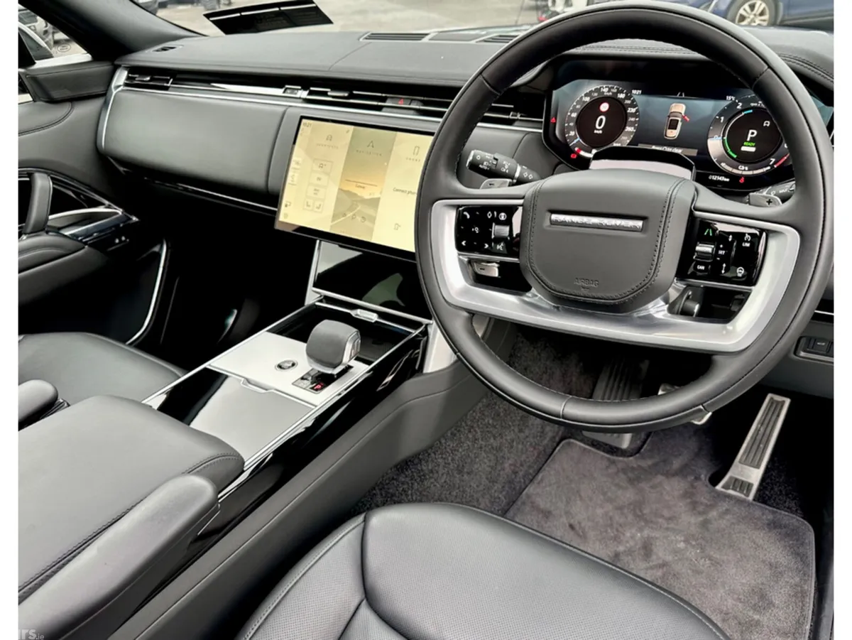 Land Rover Range Rover Estate, Petrol Hybrid, 2026, Black