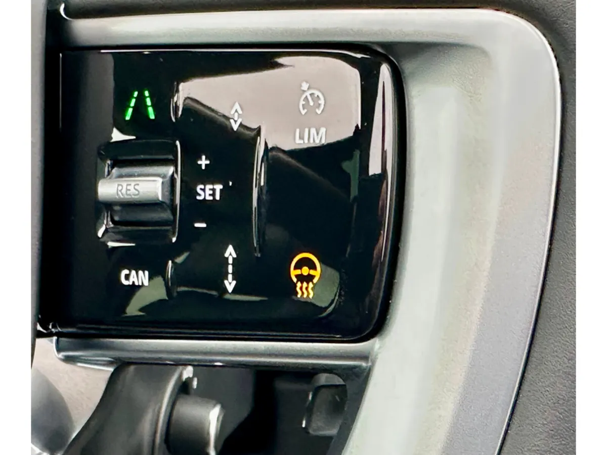 Land Rover Range Rover Estate, Petrol Hybrid, 2026, Black