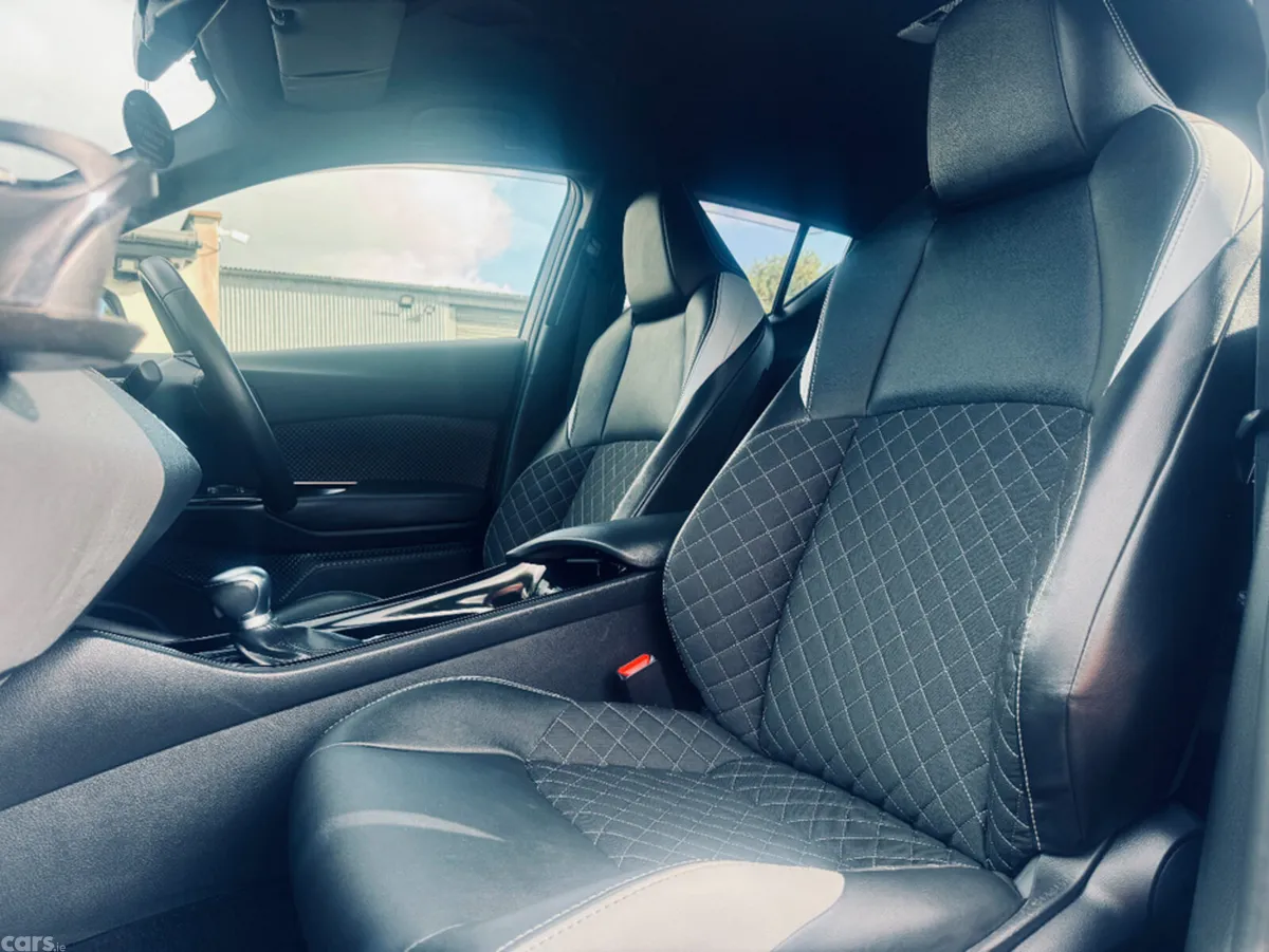 Toyota C-HR Hatchback, Petrol Hybrid, 2019, Black