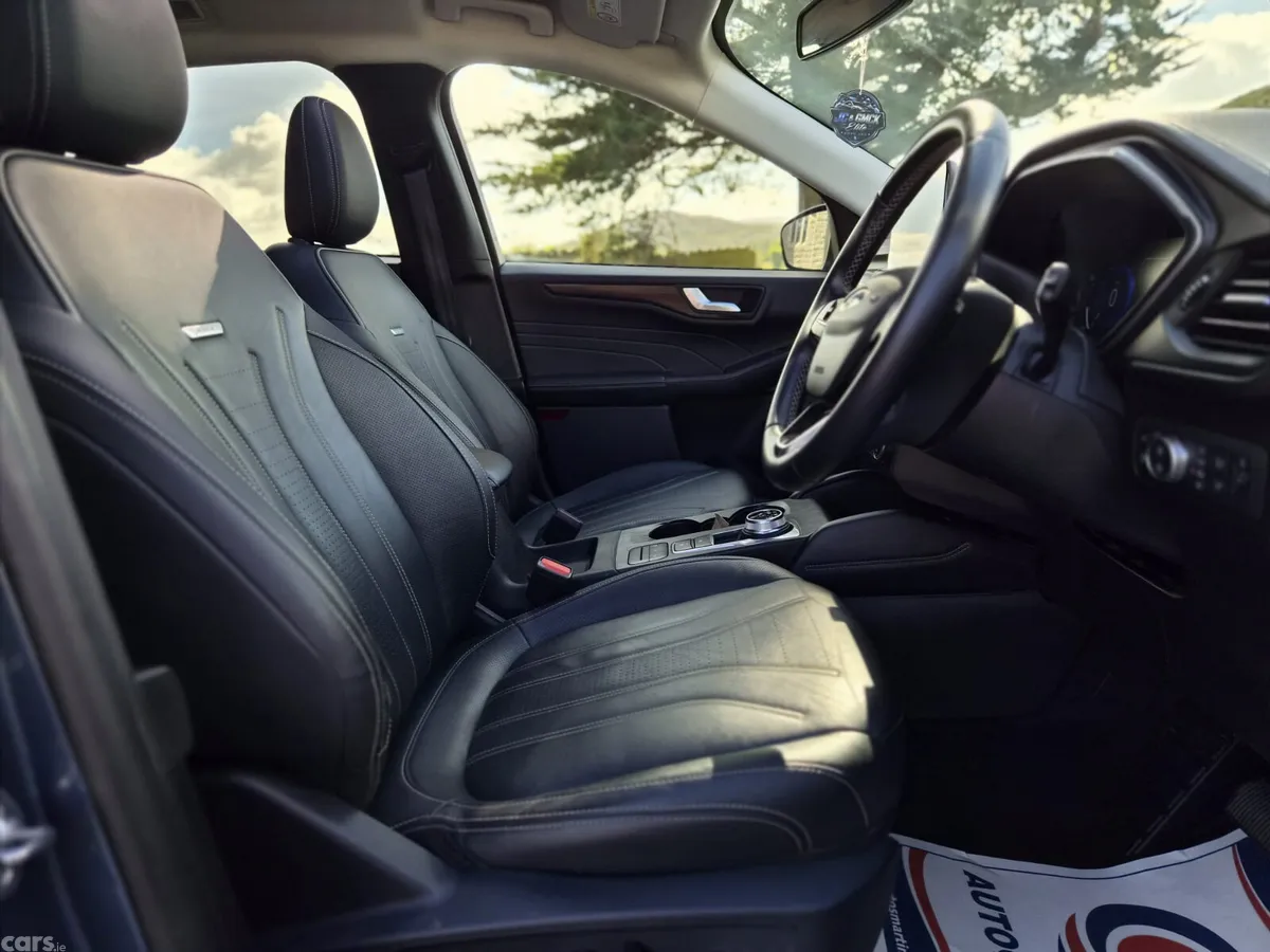 Ford Kuga SUV, Petrol Plug-in Hybrid, 2022, Blue