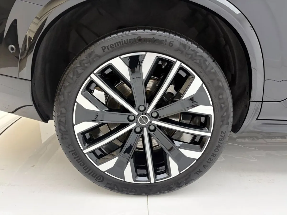 Volvo XC90 Estate, Petrol Plug-in Hybrid, 2026, Black