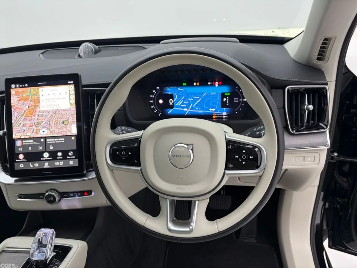 Volvo XC90 Estate, Petrol Plug-in Hybrid, 2026, Black