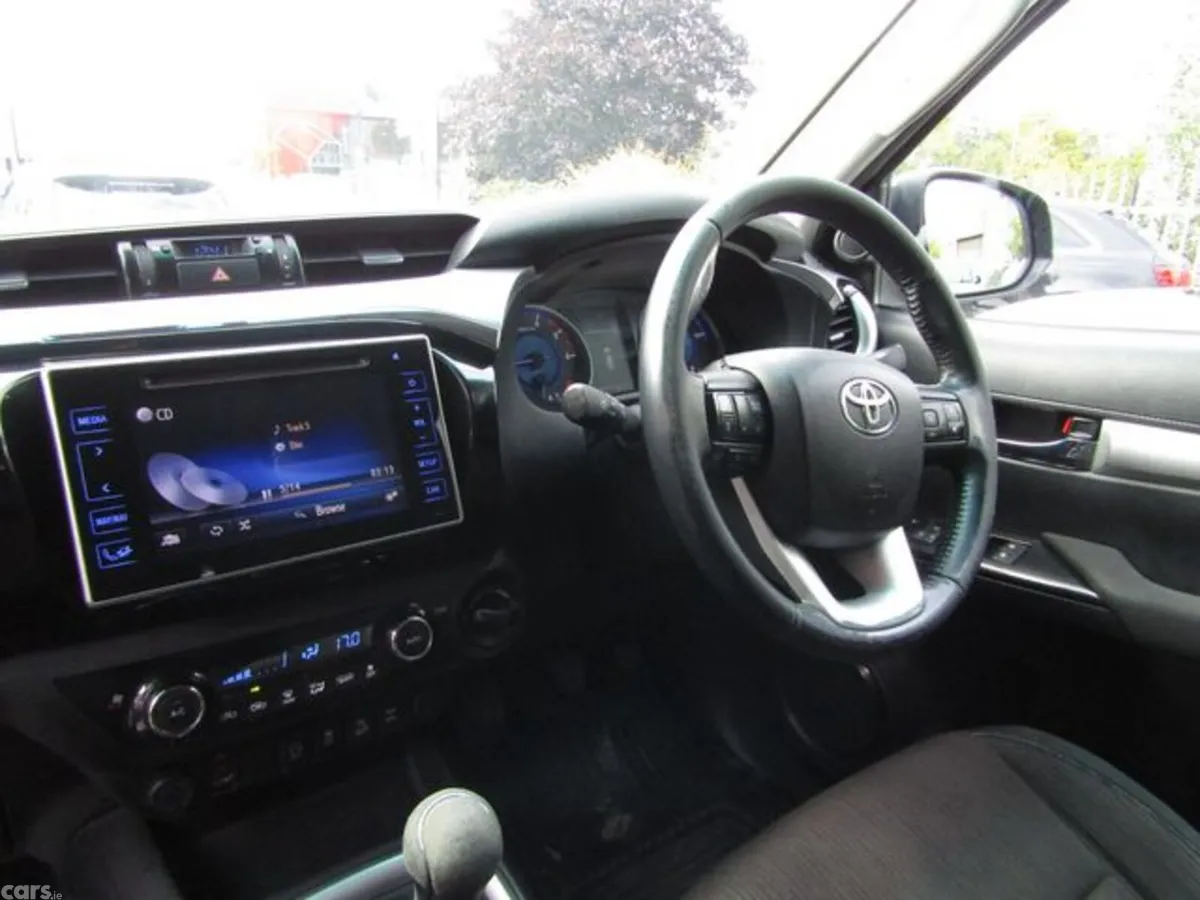 Toyota Hilux Pick Up, Diesel, 2017, Black
