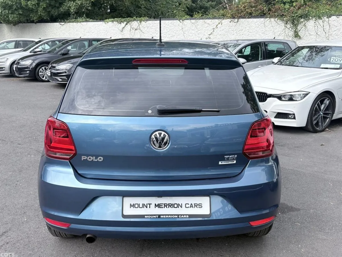 Volkswagen Polo Hatchback, Petrol, 2017, Blue