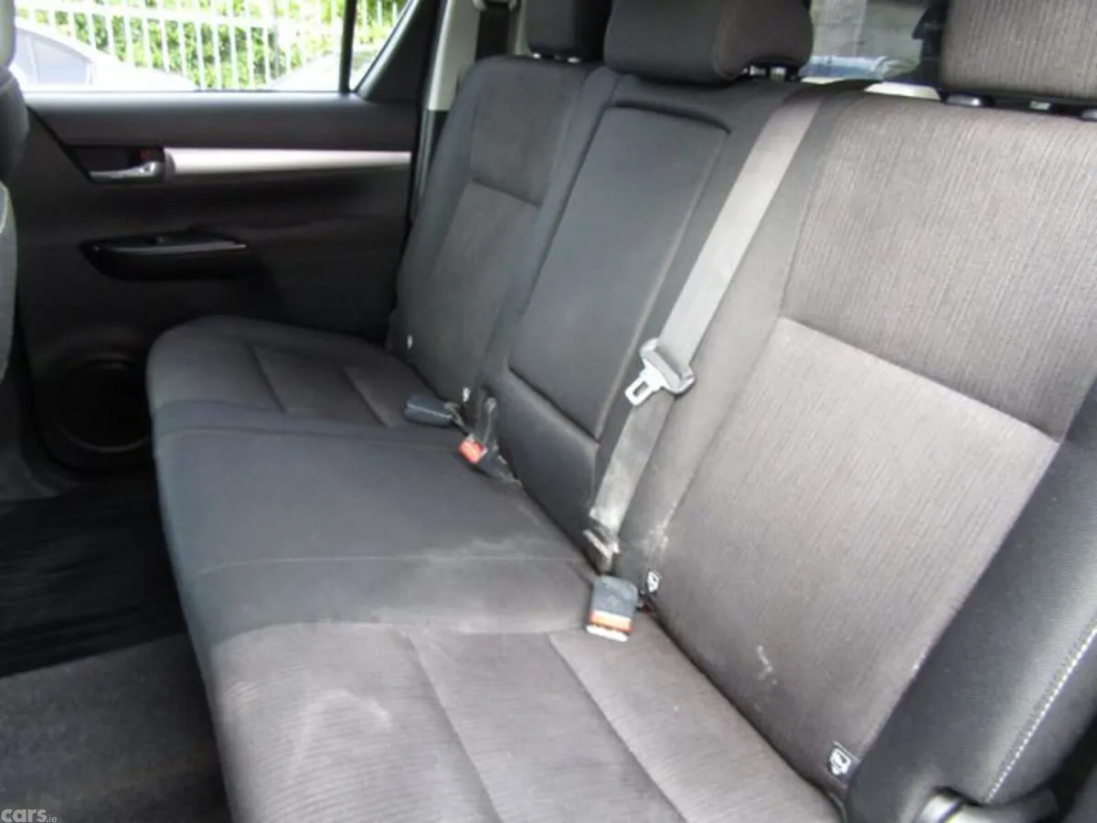 Toyota Hilux Pick Up, Diesel, 2017, Black