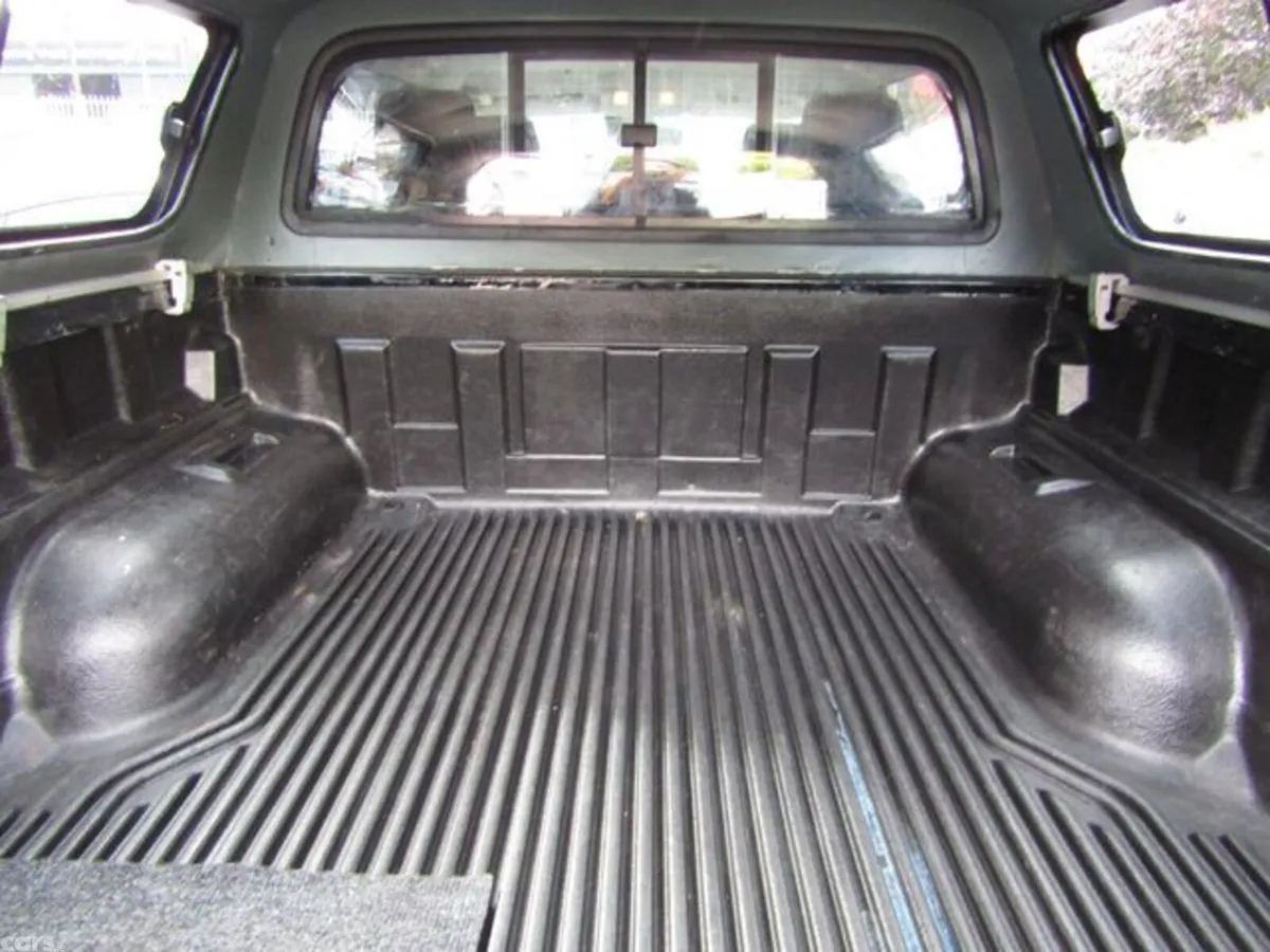 Toyota Hilux Pick Up, Diesel, 2017, Black