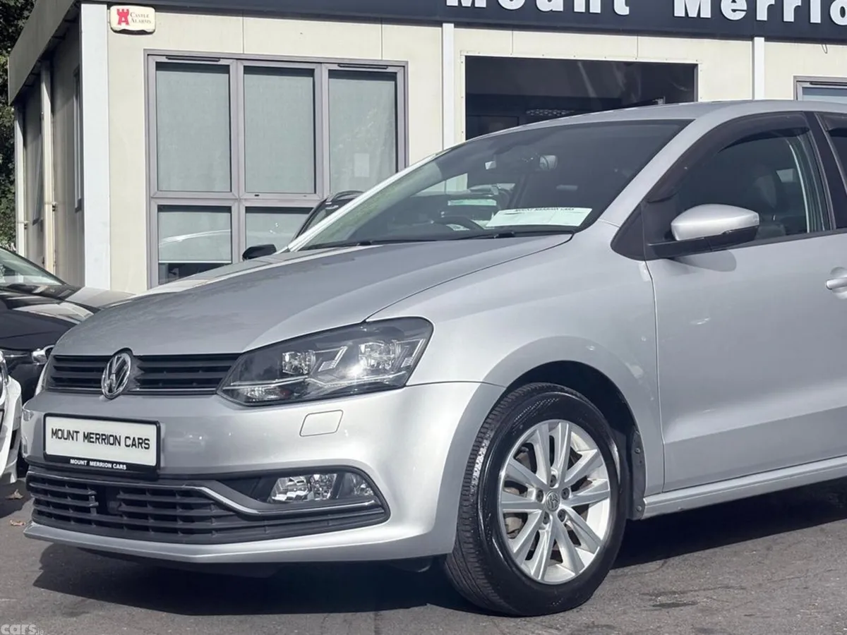 Volkswagen Polo Hatchback, Petrol, 2017, Silver