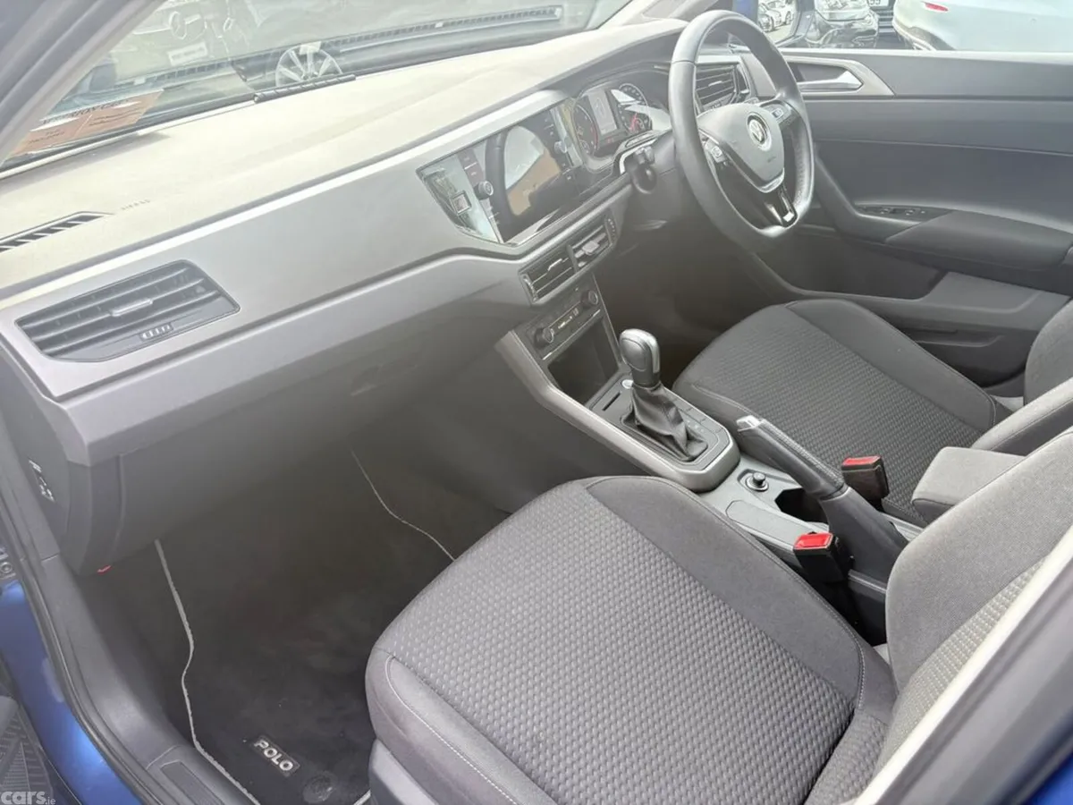 Volkswagen Polo Hatchback, Petrol, 2021, Blue