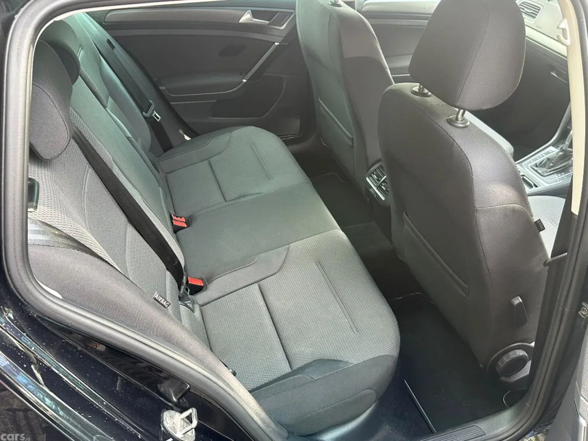 Volkswagen Golf Estate, Petrol, 2018, Black