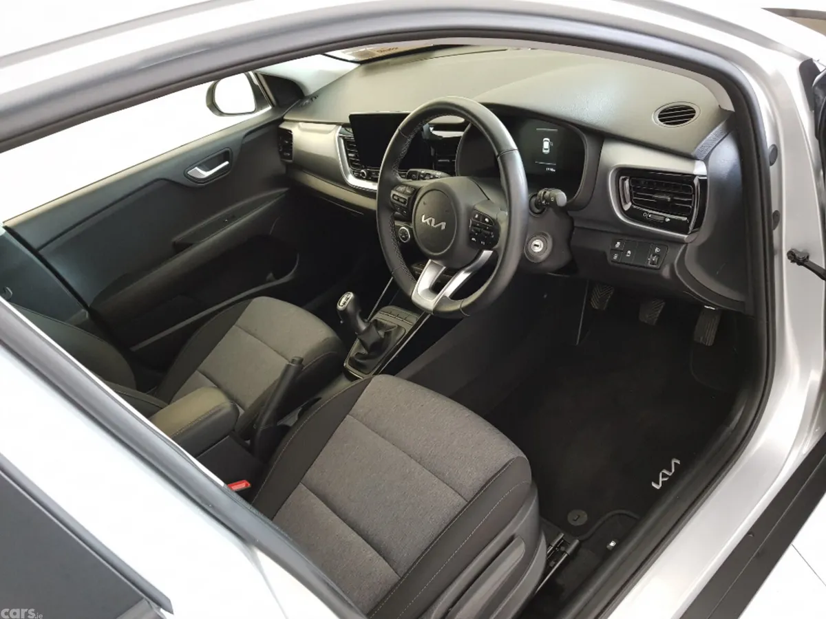 Kia Stonic Estate, Petrol, 2024, Grey