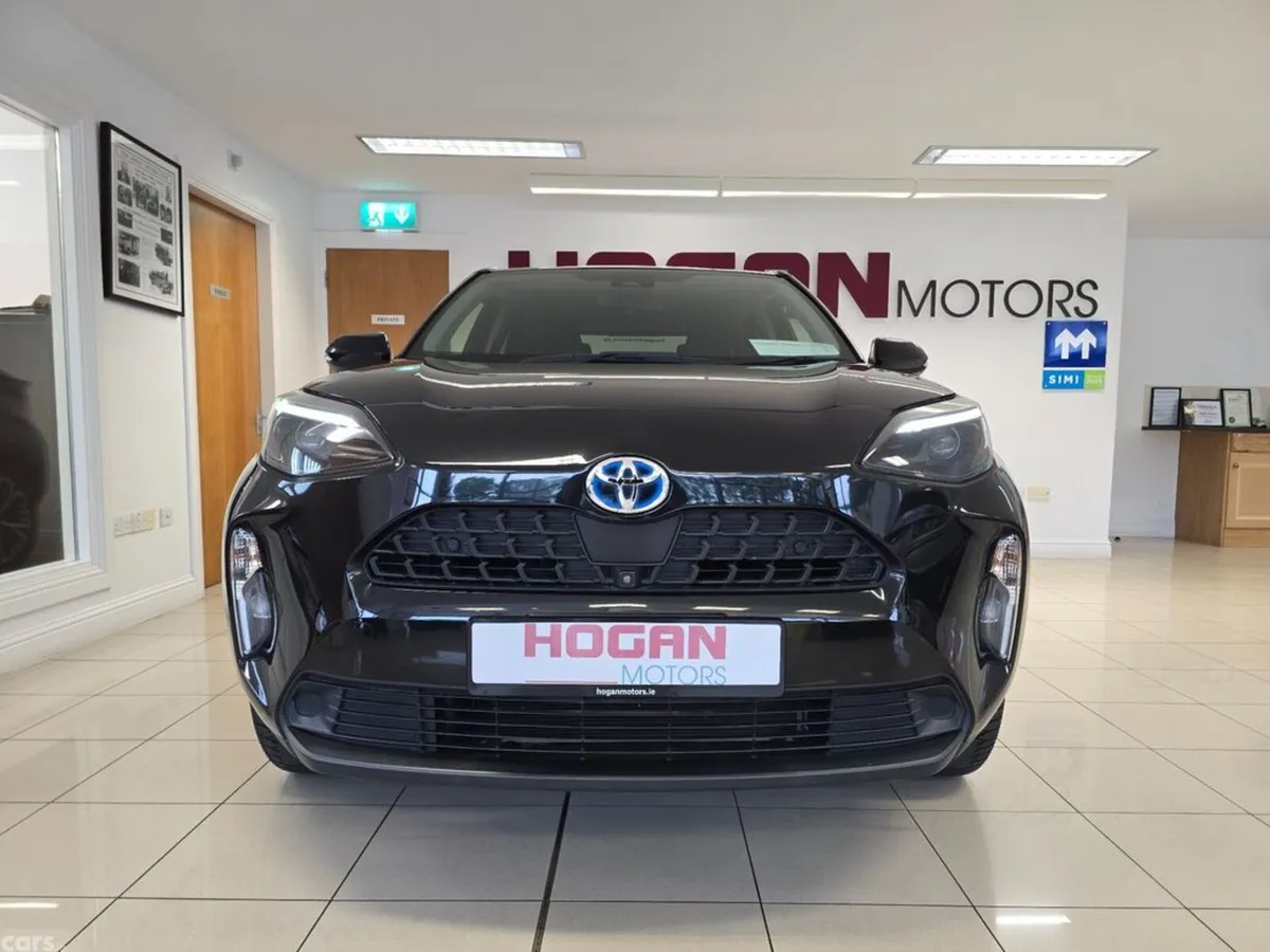 Toyota Yaris Cross SUV, Petrol Hybrid, 2021, Black