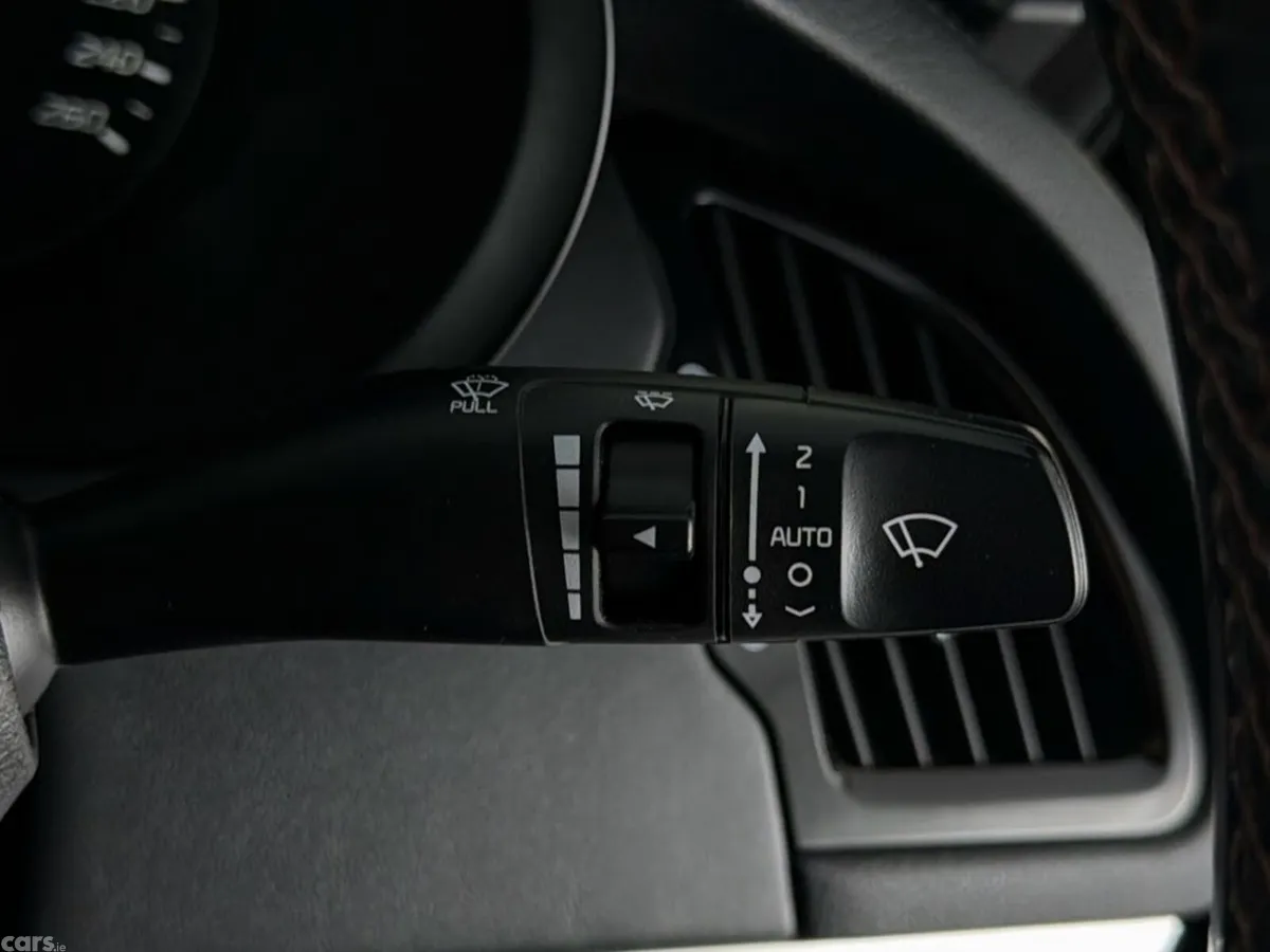 Kia Stinger Saloon, Diesel, 2019, Grey
