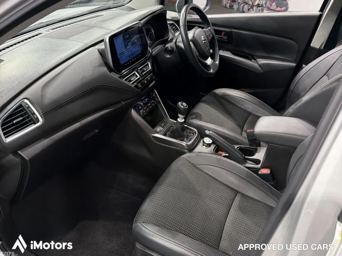 Suzuki SX4 SUV, Petrol, 2023, Grey