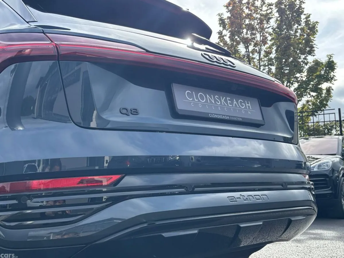 Audi Q8 e-tron Estate, Electric, 2024, Blue