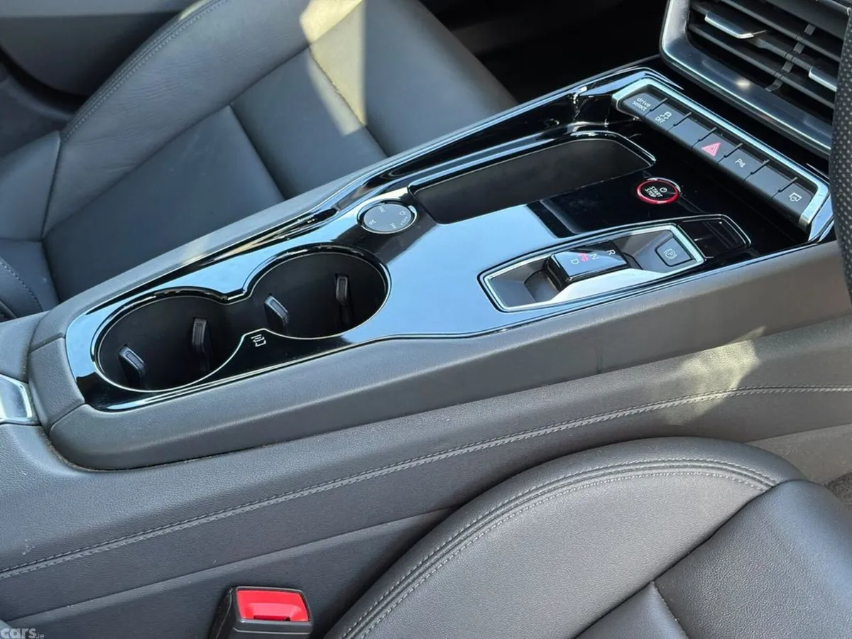 Audi e-tron GT Coupe, Electric, 2024, Black