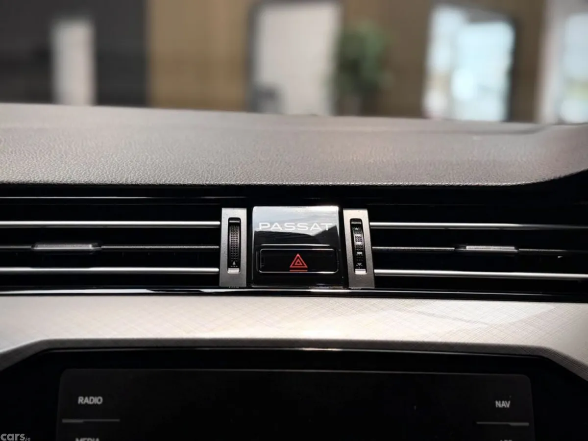 Volkswagen Passat Saloon, Diesel, 2022, Black