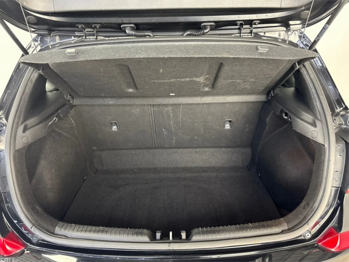 Hyundai i30 Hatchback, Petrol, 2020, Black