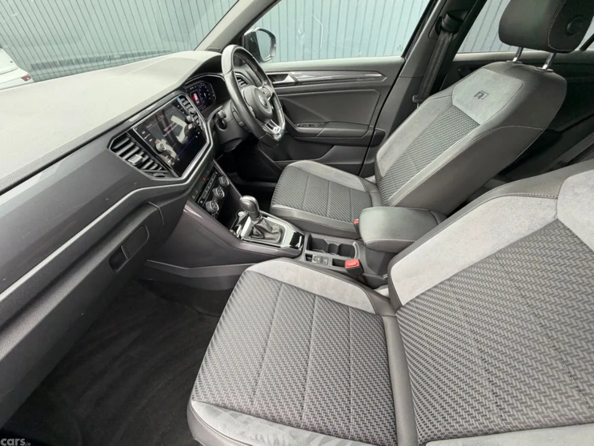 Volkswagen T-Roc SUV, Diesel, 2021, Black