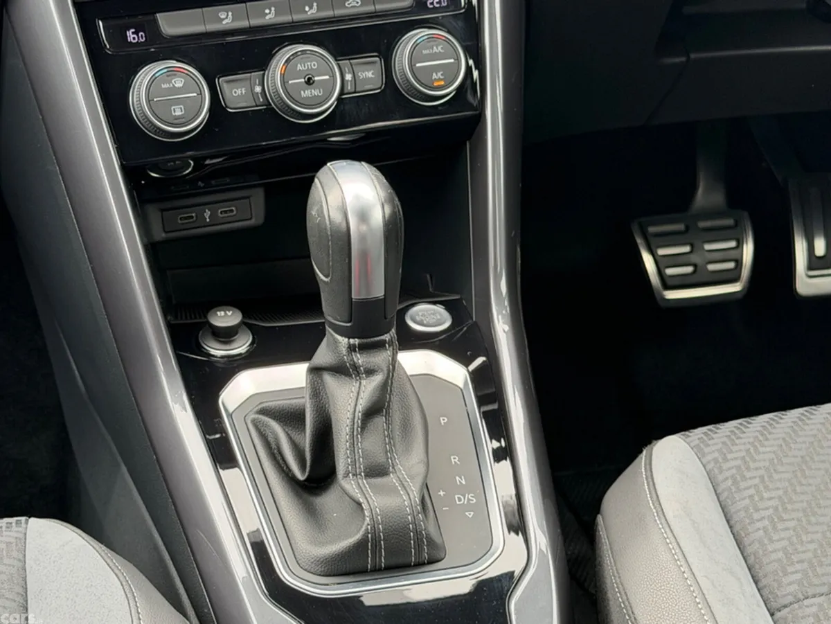 Volkswagen T-Roc SUV, Diesel, 2021, Black