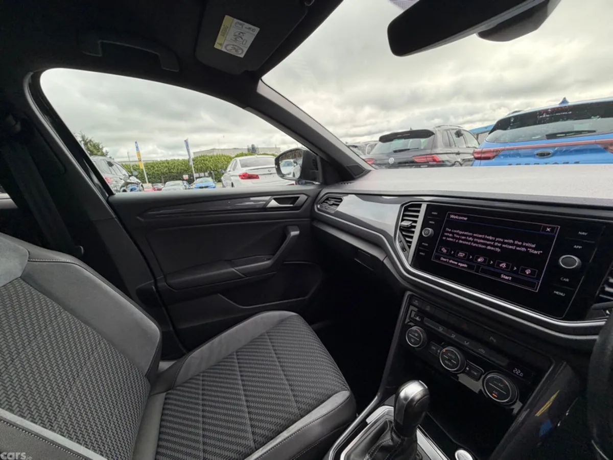 Volkswagen T-Roc SUV, Diesel, 2021, Black