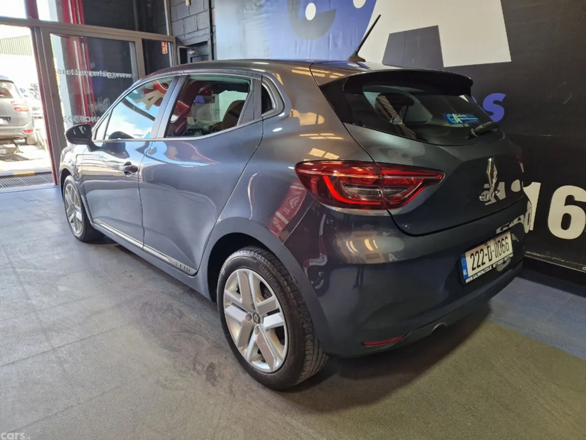 Renault Clio Hatchback, Petrol, 2022, Grey