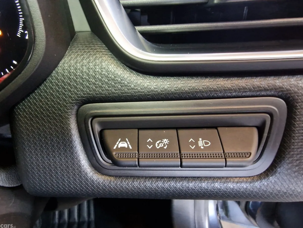 Renault Clio Hatchback, Petrol, 2022, Grey