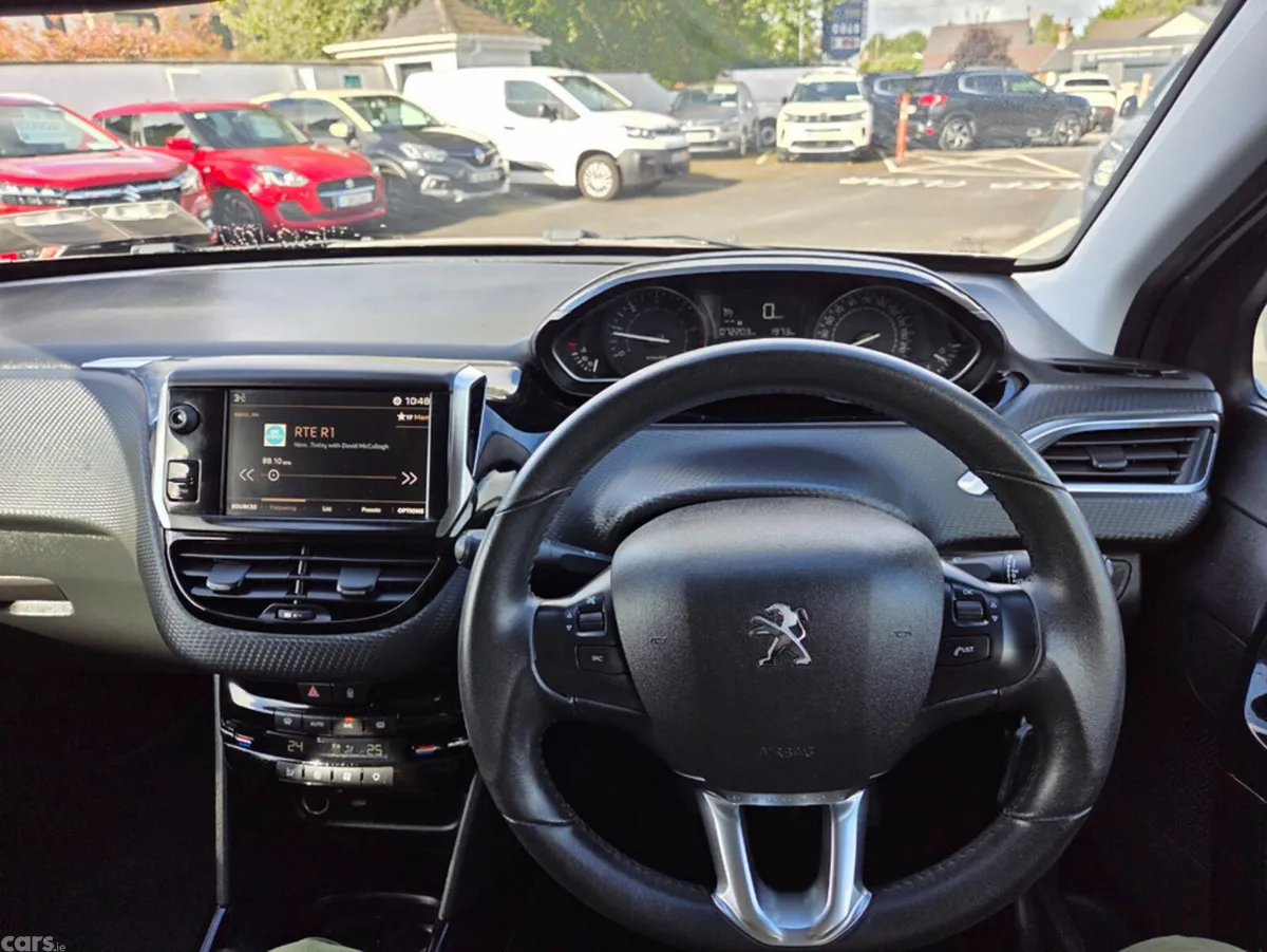 Peugeot 2008 Estate, Diesel, 2020, Grey