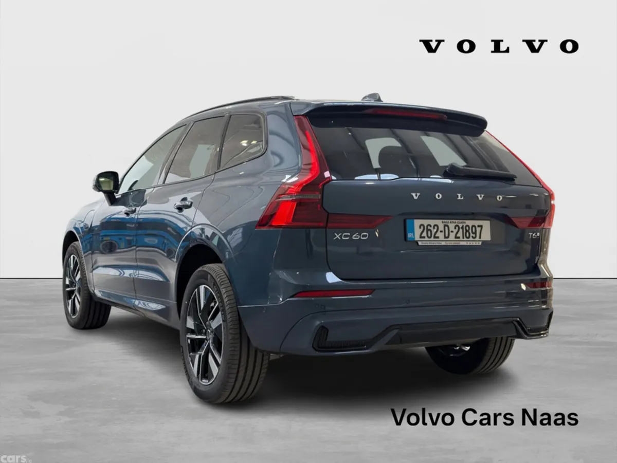 Volvo XC60 SUV, Petrol Plug-in Hybrid, 2026, Blue