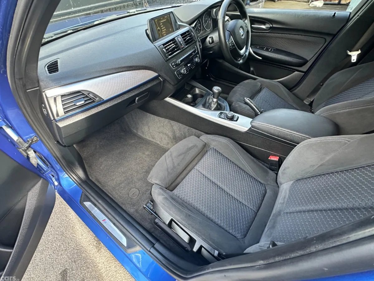 BMW 1-Series Hatchback, Petrol, 2014, Blue