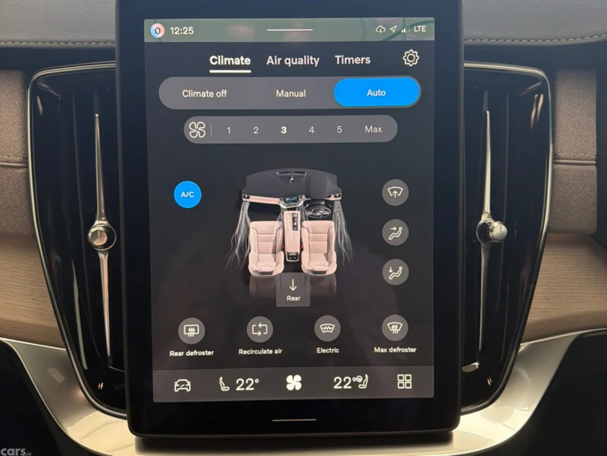 Volvo XC90 MPV, Petrol Plug-in Hybrid, 2026, Brown